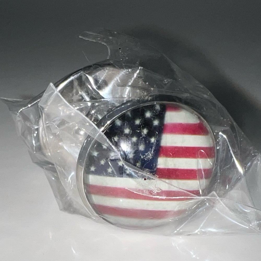 $4 AMERICAN FLAG CUFFLINKS. NEW. $4 IF BUNDLED - Picture 3 of 9